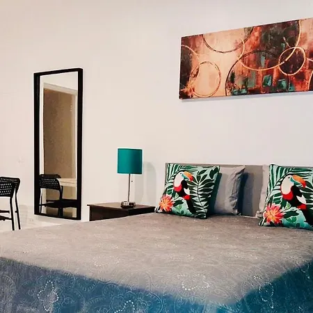 Apartamento Hallandale Studio With Pool